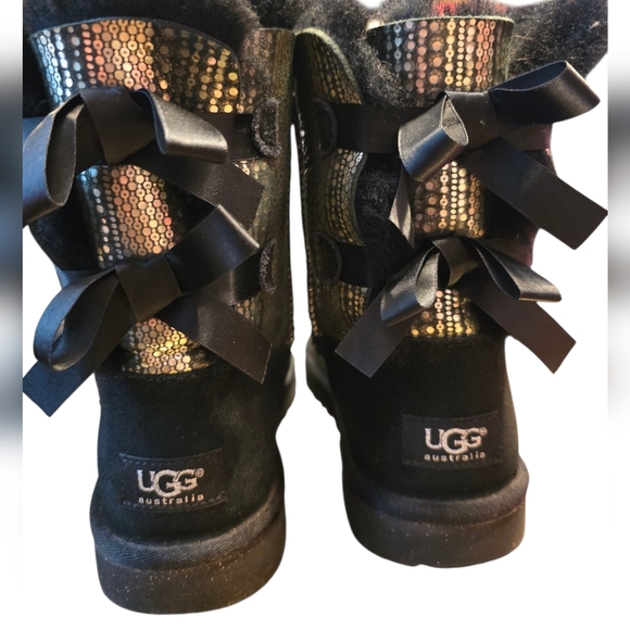 UGG Bailey Bow Bling' Boot Youth Size 6 Fits Women’s size 7 - Picture 14 of 14